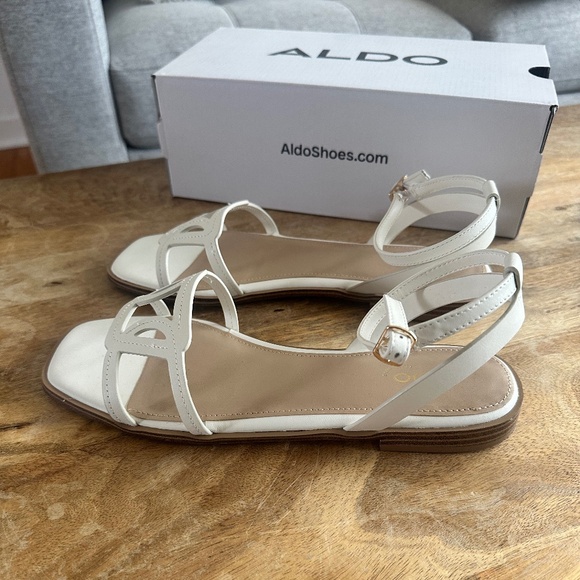 Aldo white leather sandals - Picture 2 of 2